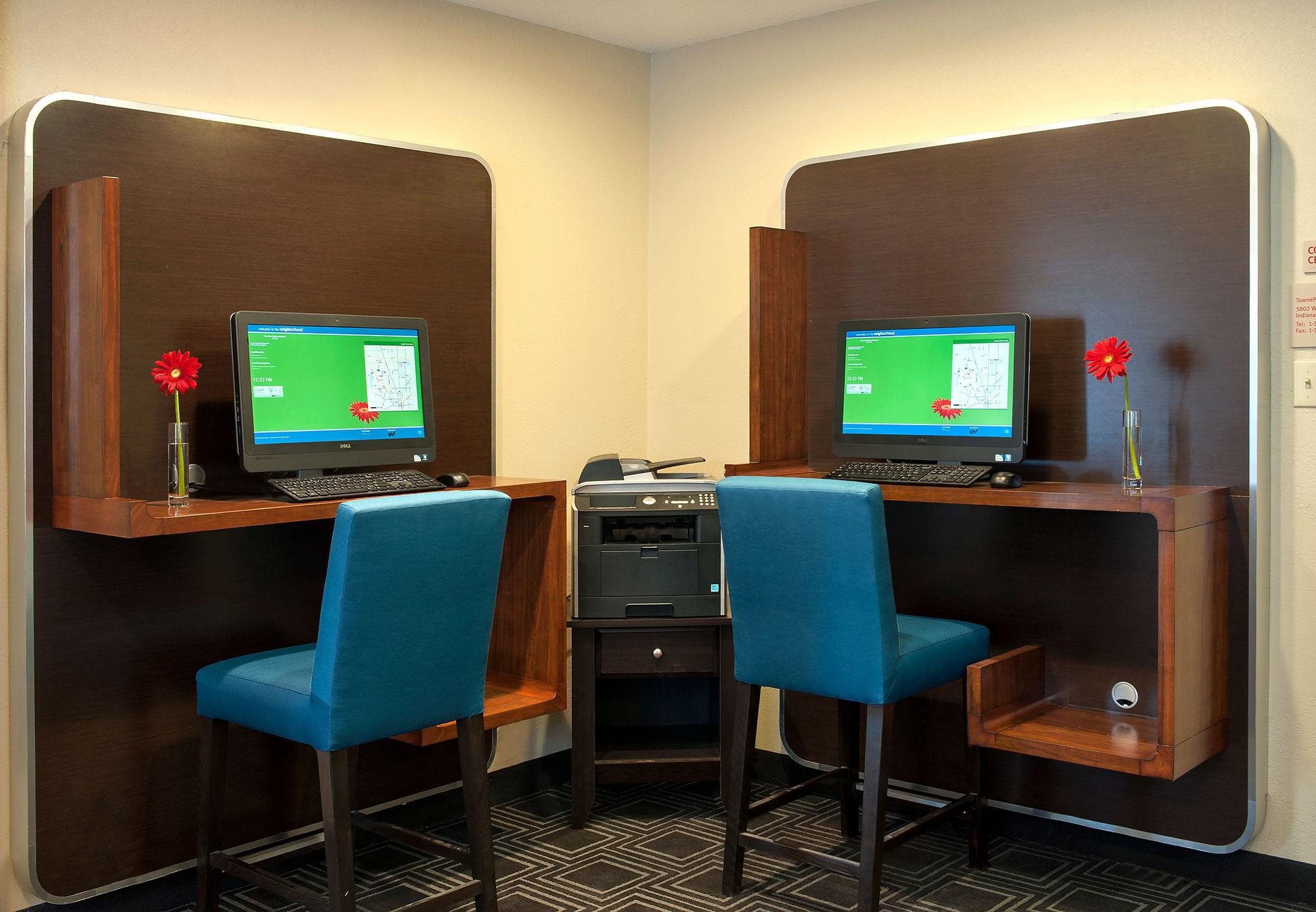 Towneplace Suites Indianapolis Park 100 Екстериор снимка