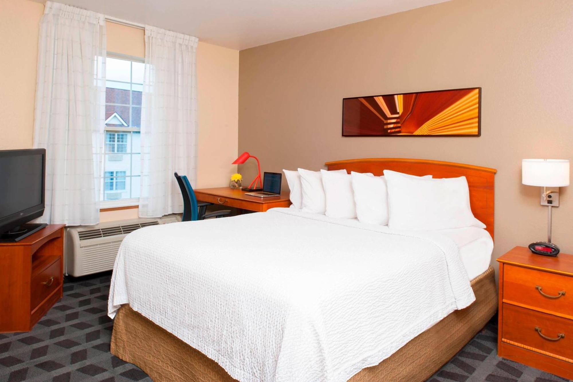 Towneplace Suites Indianapolis Park 100 Екстериор снимка