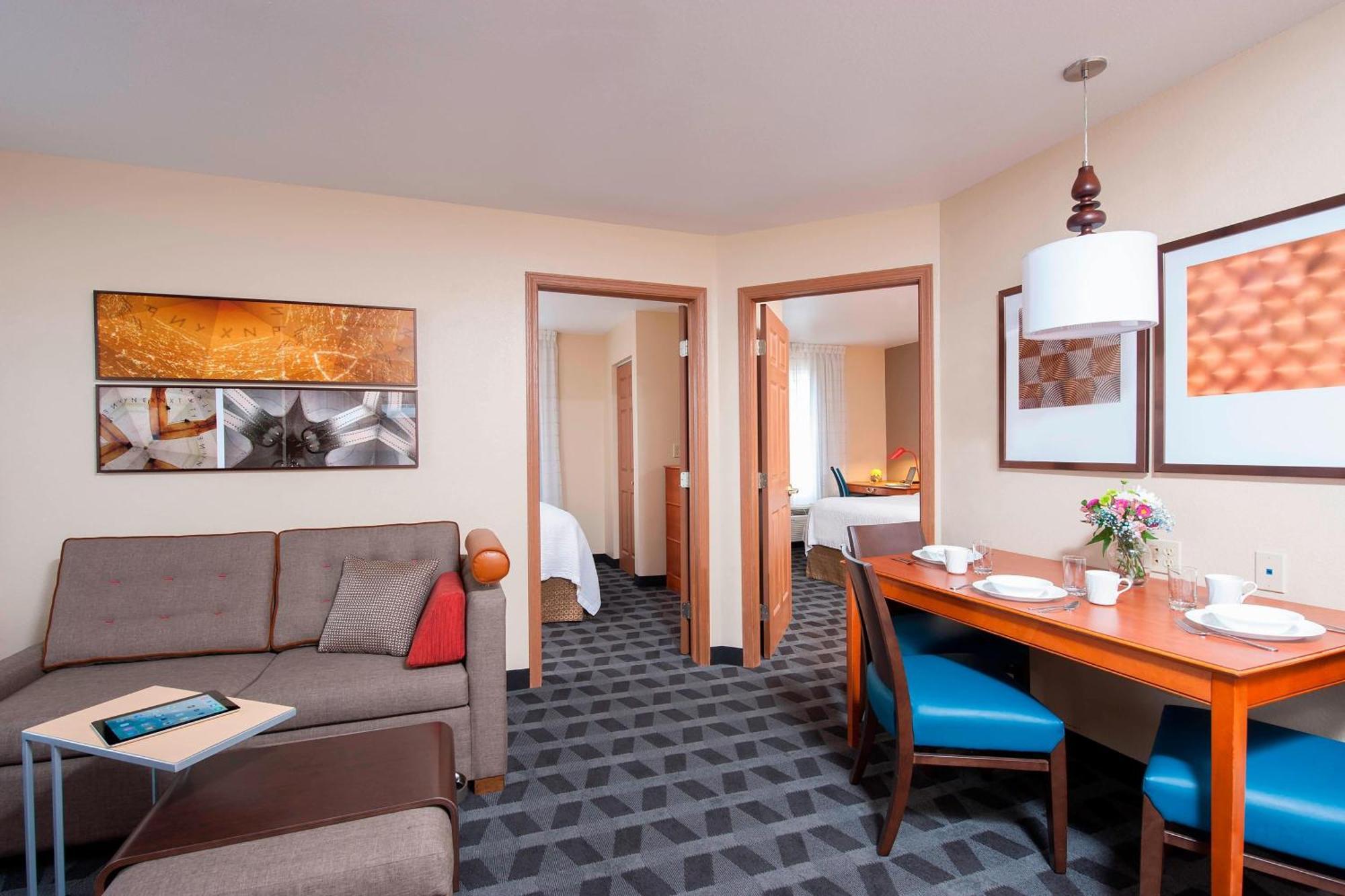 Towneplace Suites Indianapolis Park 100 Екстериор снимка